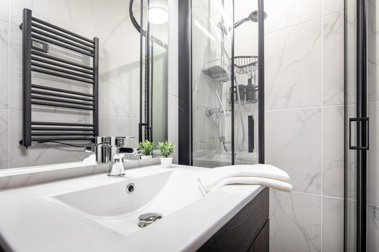 Dessewffy Premium Apartment Budapest Exteriör bild